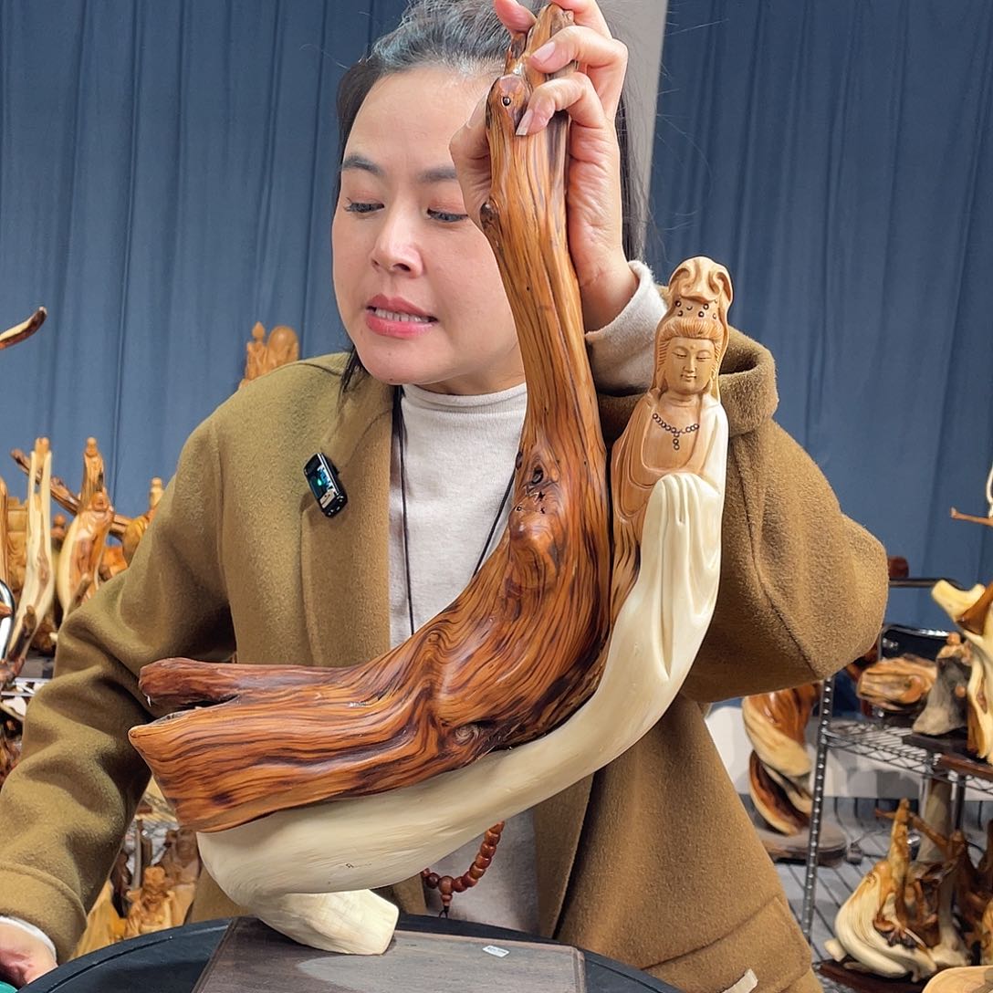 柏木（崖柏）随型艺术根雕