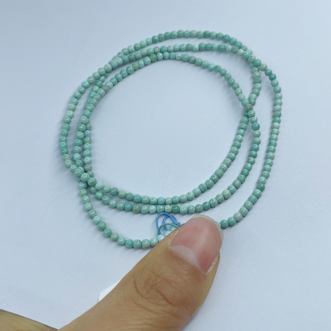 绿松石颈饰未镶嵌