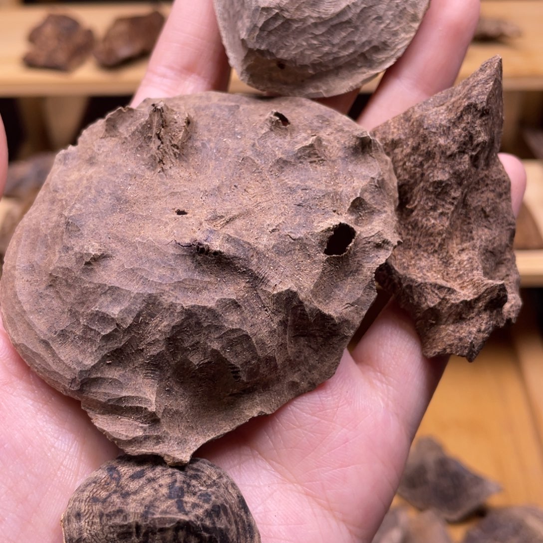 11.7克海南大山老壳子香