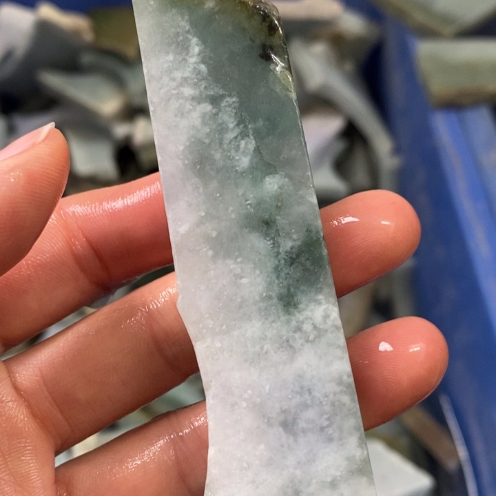 翡翠裸石缅甸翡翠边角料