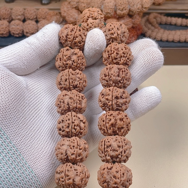 金刚菩提手串24飞碟梅花