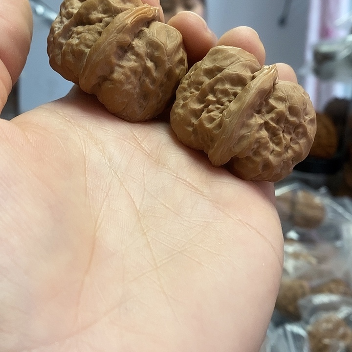 文玩核桃把件36.5蛤蟆头油大肚子