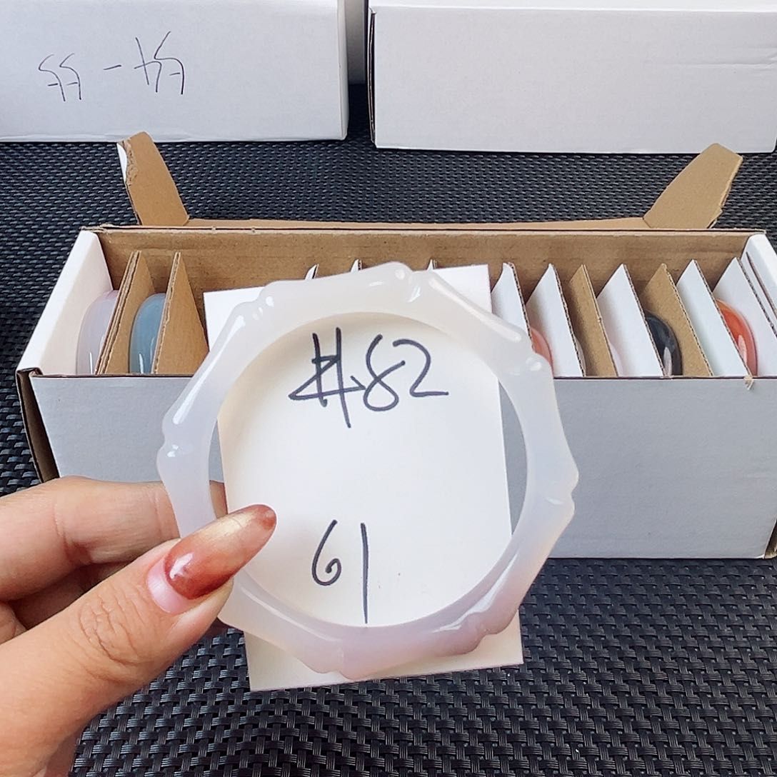 玛瑙/玉髓手镯合金82