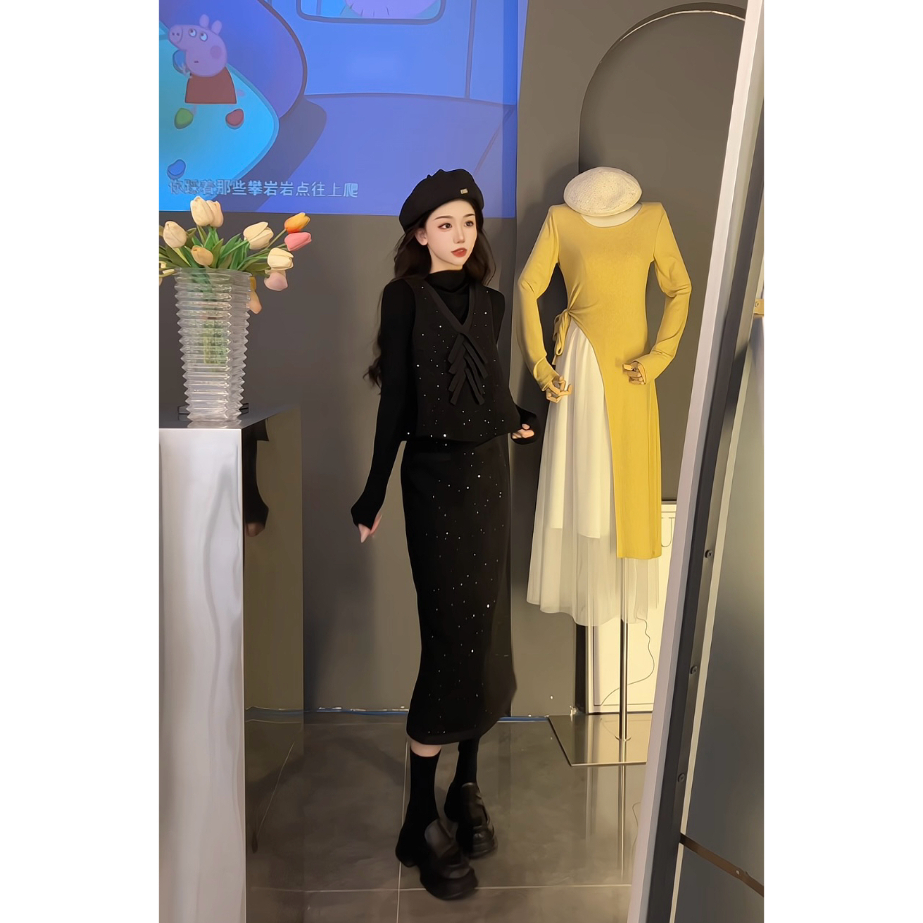 休闲打底上衣+名媛风V领短袖上衣+半身裙2025显瘦气质套装