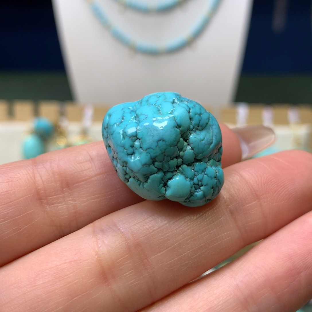 绿松石吊坠未镶嵌