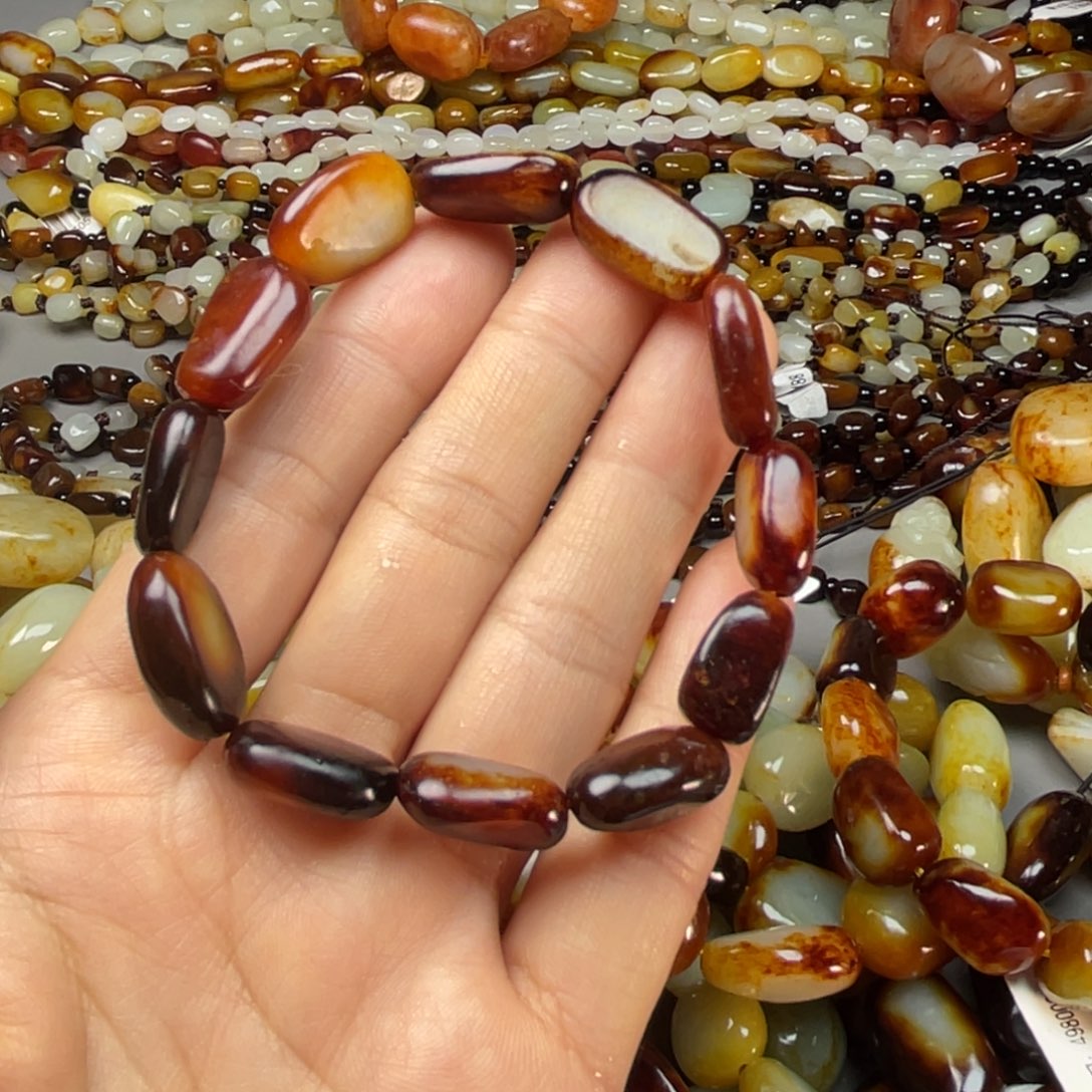 未镶嵌和田玉手链