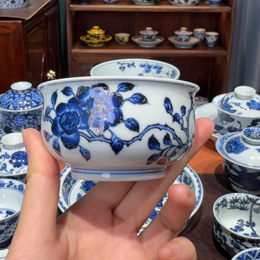 青花雯华堂手绘杯杯