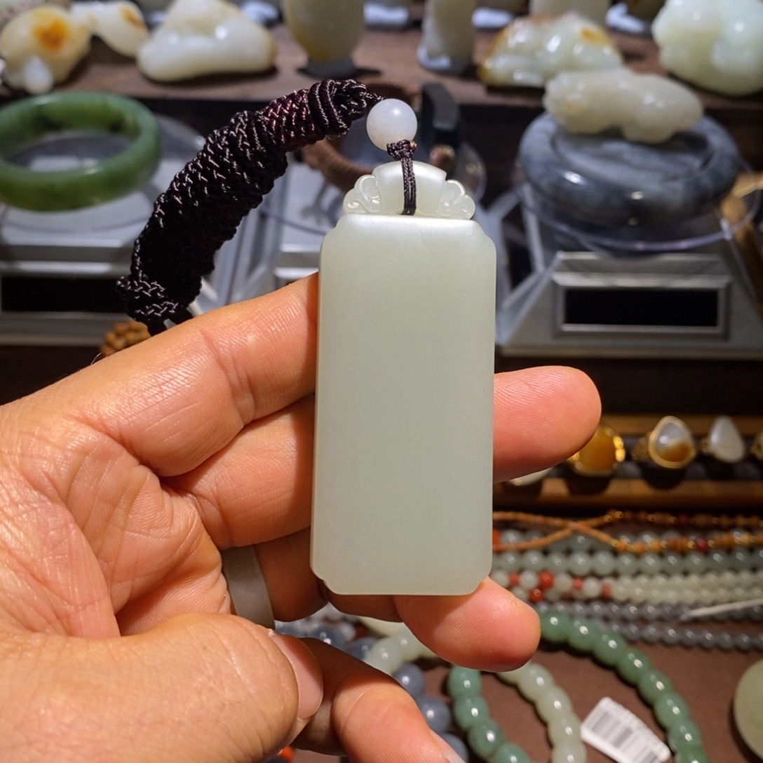 和田玉挂件未镶嵌