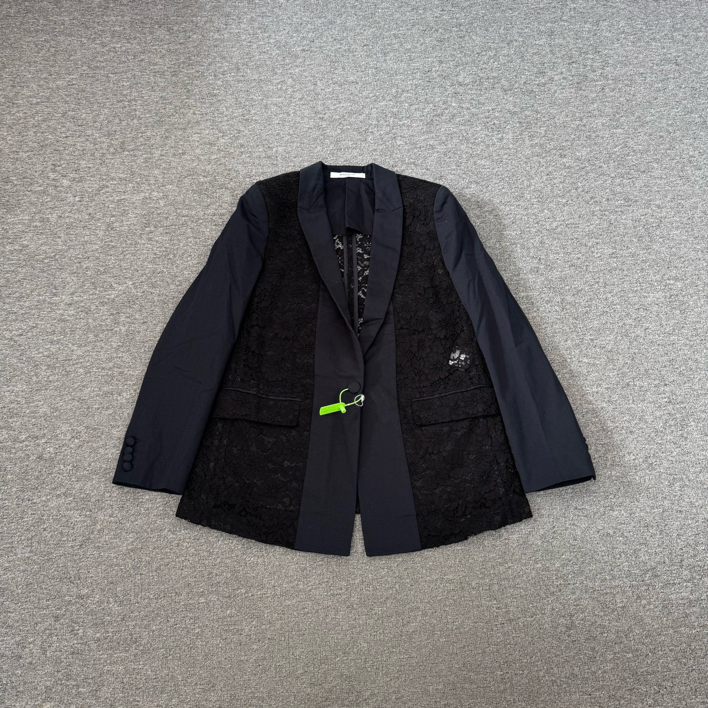 99新 AMIPARIS 纪梵希 蕾丝拼接西装42码