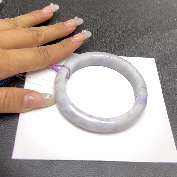 翡翠手镯未镶嵌59圈口