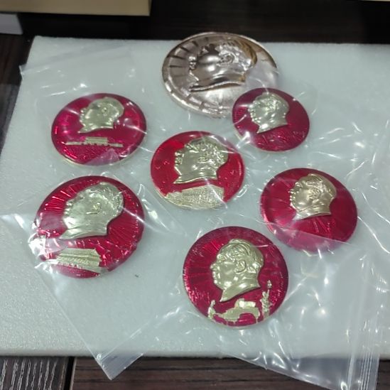 M***店其他普通金属纪念章