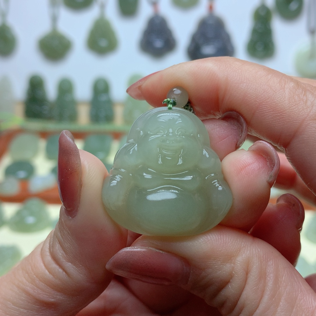 和田玉吊坠未镶嵌