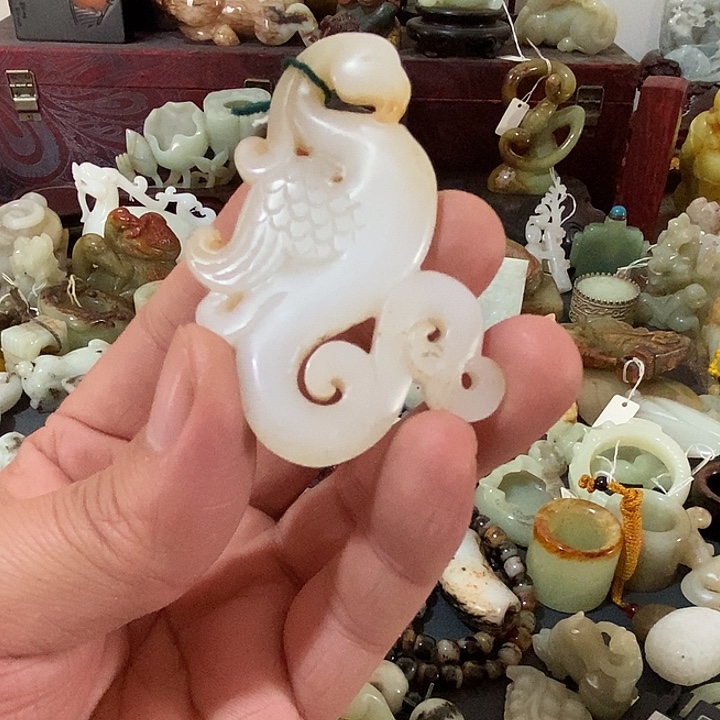 宝***爷和田玉（糖玉）未镶嵌颈饰