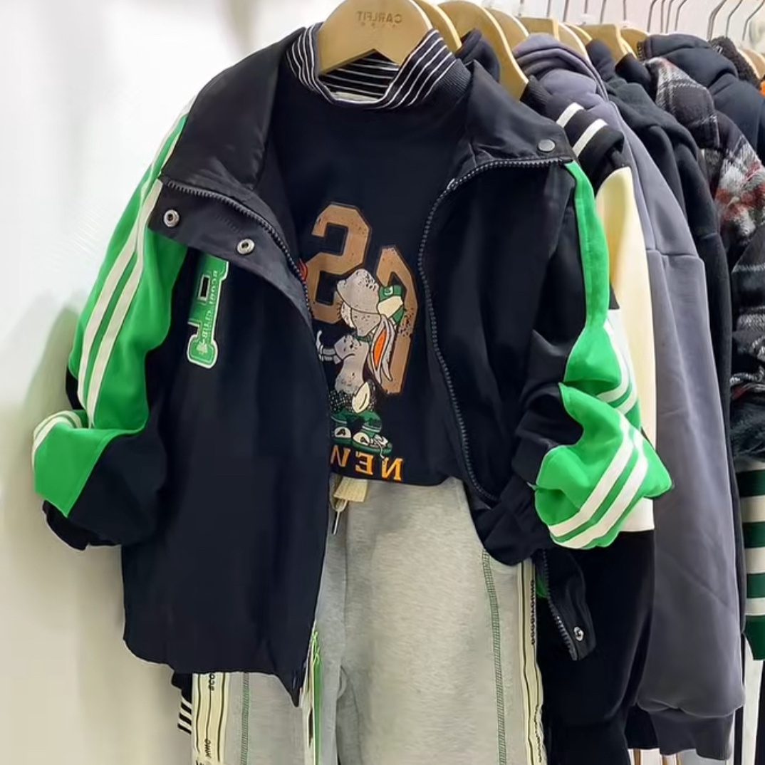 男童风衣通用常规款秋款时尚套头秋季夹克套装棒球服连帽春秋拼色