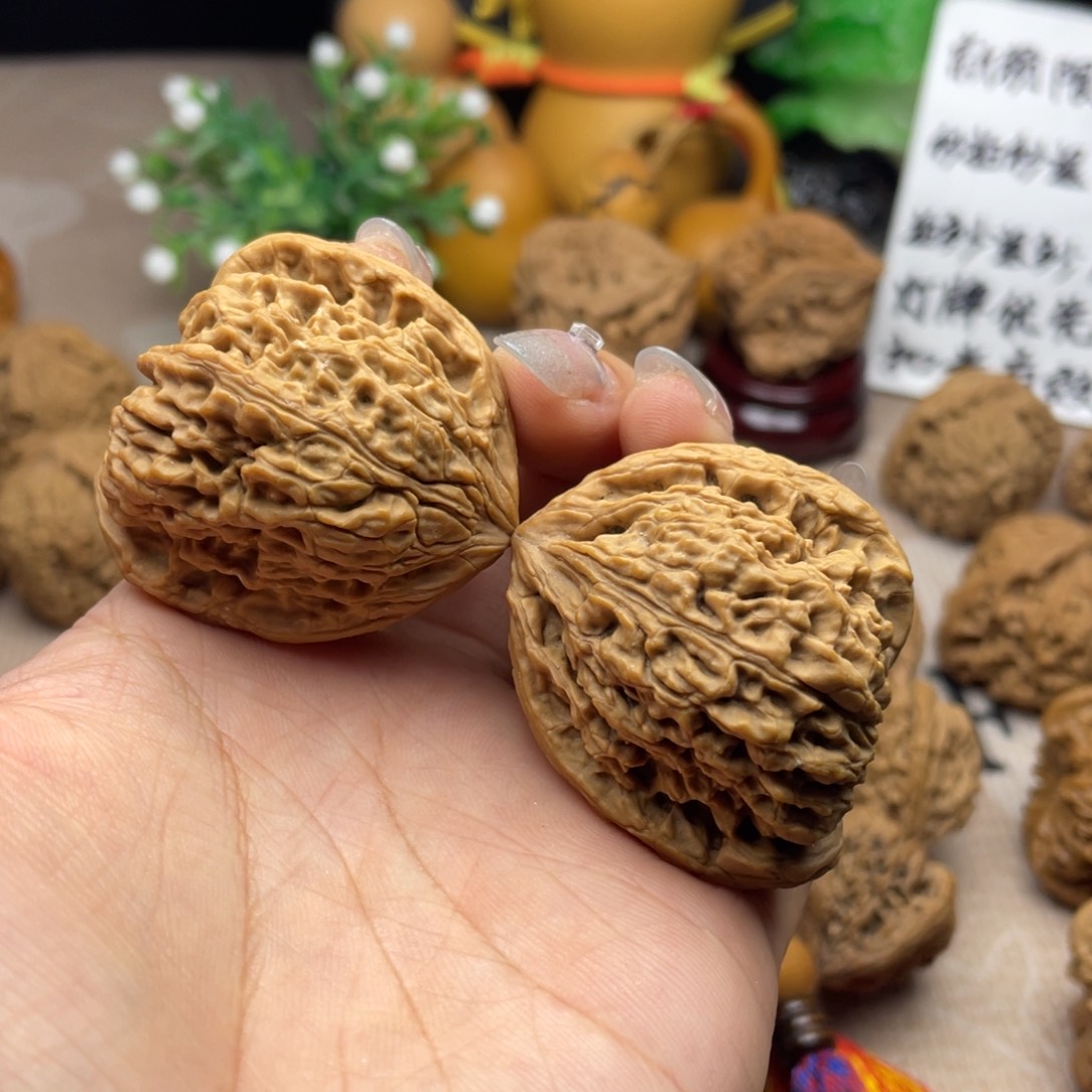 正***量文玩核桃吊坠涿鹿南疆