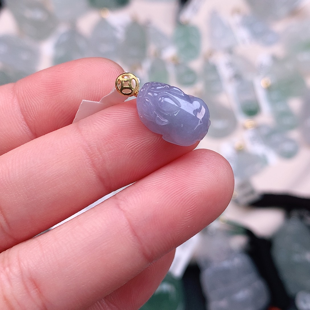 翡翠颈饰18K金镶嵌冰胶紫貔貅