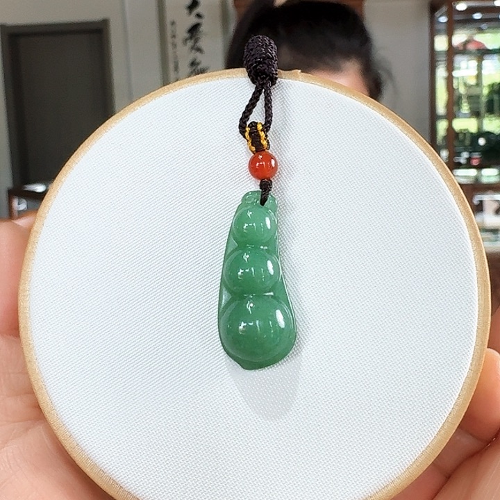 密玉（石英质玉）吊坠未镶嵌