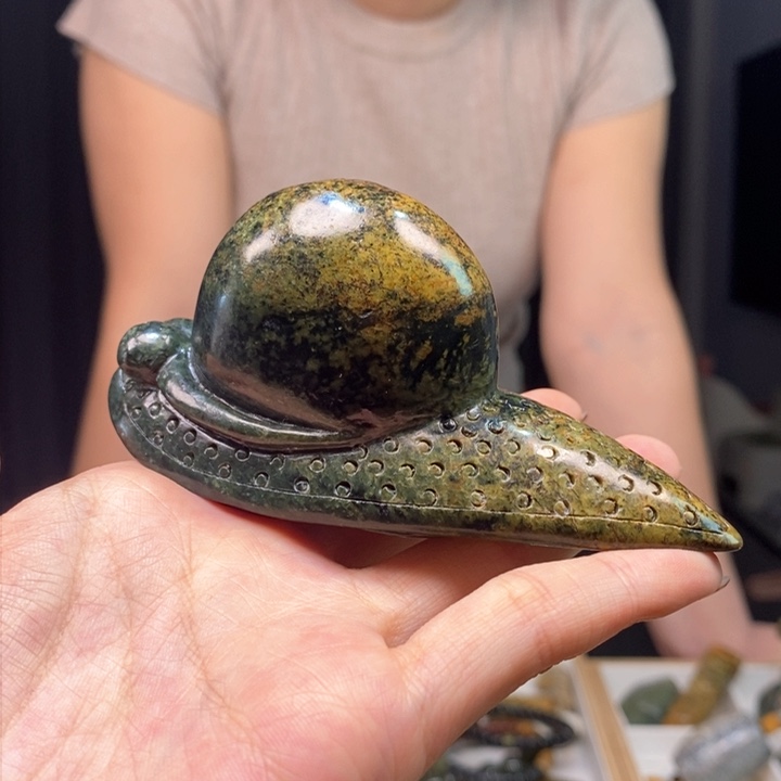 岫岩河磨玉（透闪石质玉）颈饰未镶嵌