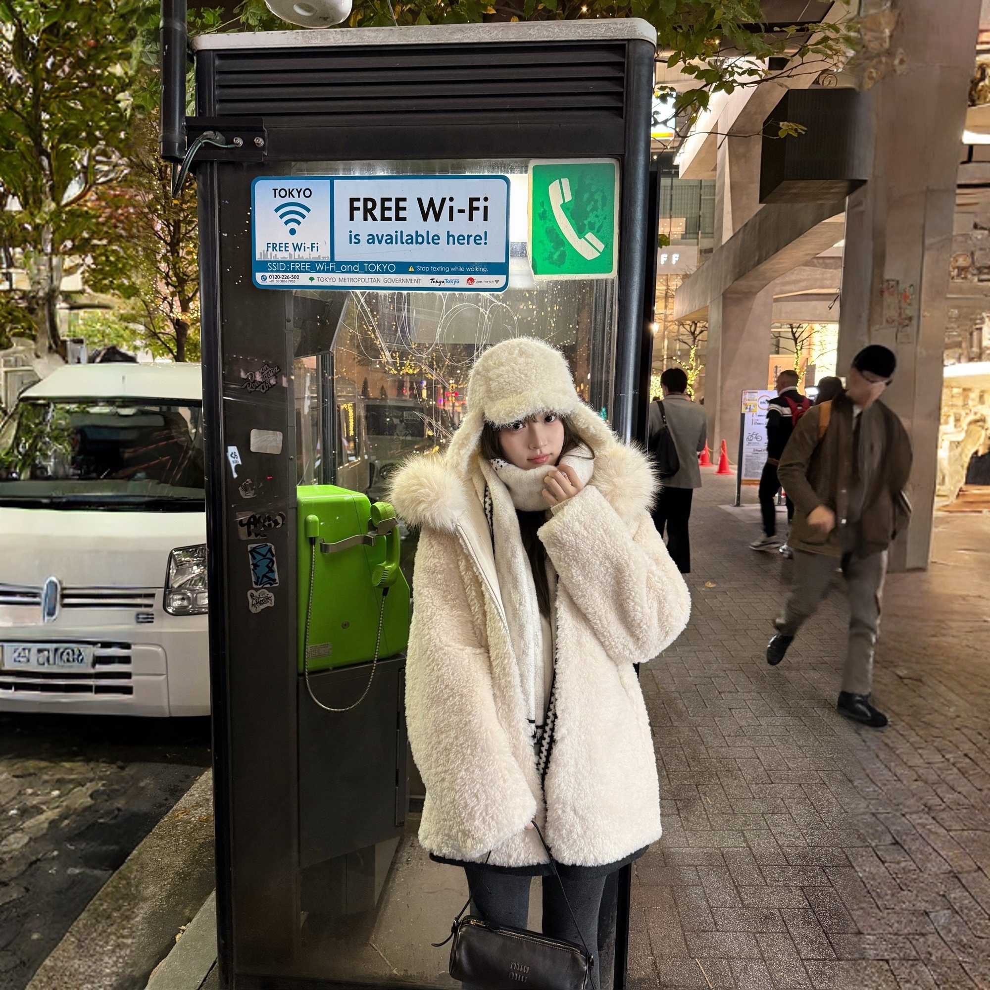 人造皮草 AD1S WPKD1 可拆大毛领连帽斗篷羊羔毛外套可拆卸毛领