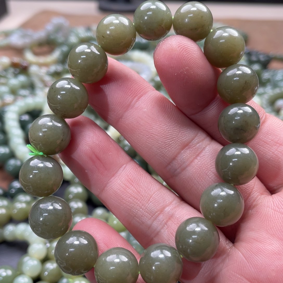 和田玉手链未镶嵌