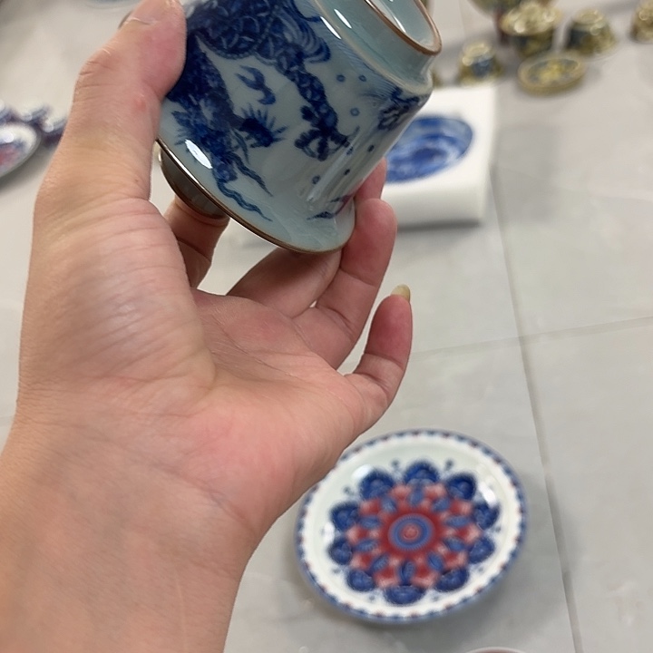 瓷片老陶泥青花鱼化龙二才马蹄盖碗