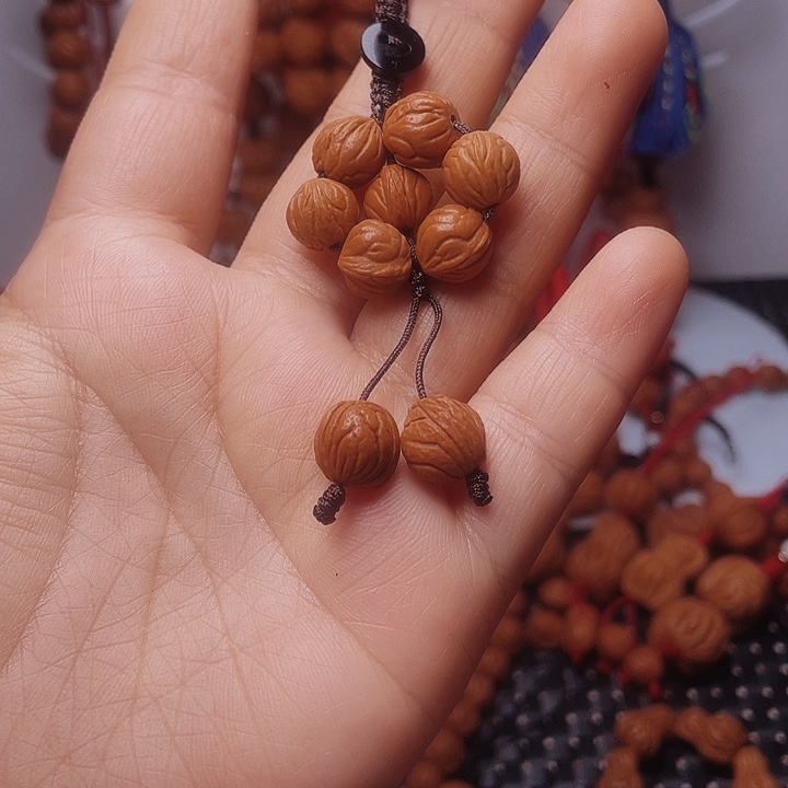 桃核吊坠龙纹桃枭