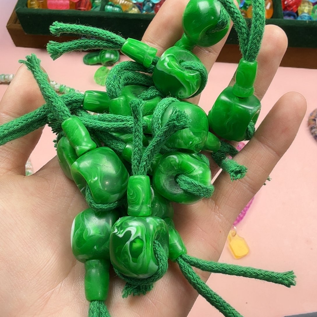 树脂非金属瑕疵两个
