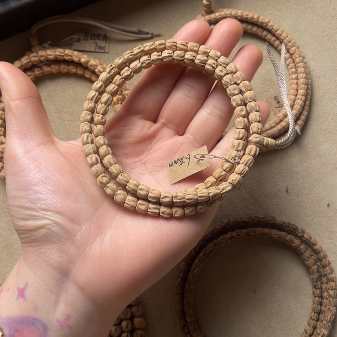 柏香籽/百香籽吊坠