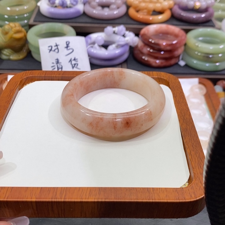 石英质玉未镶嵌手镯56加