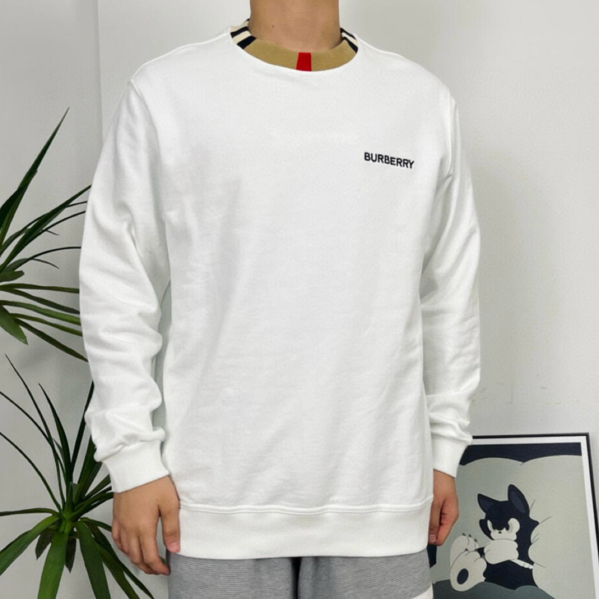 未使用 BURBERRY/博柏利 男款白色套头刺绣卫衣