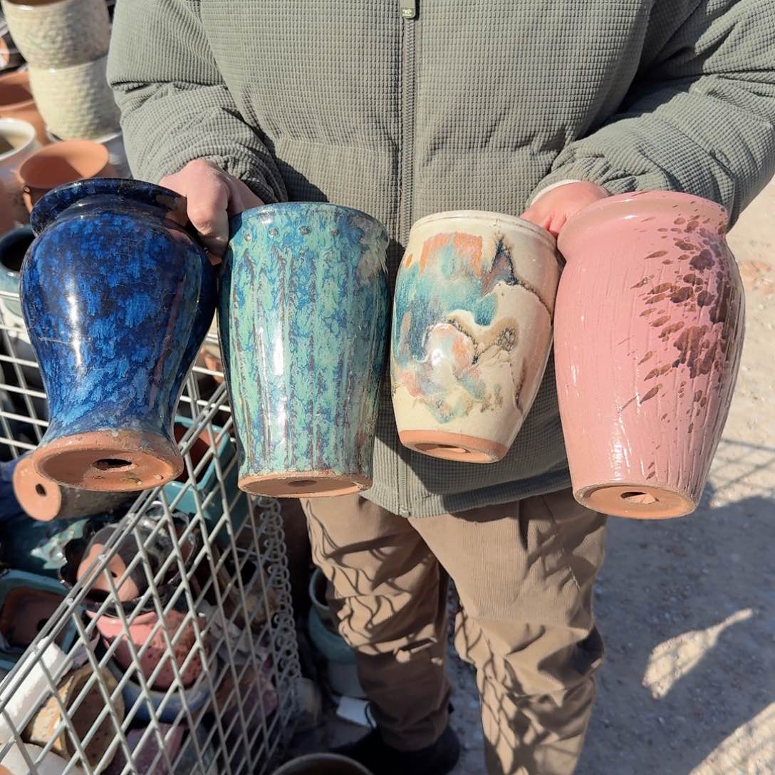 紫砂花盆瑕疵颜色款式随机发四个瑕疵！