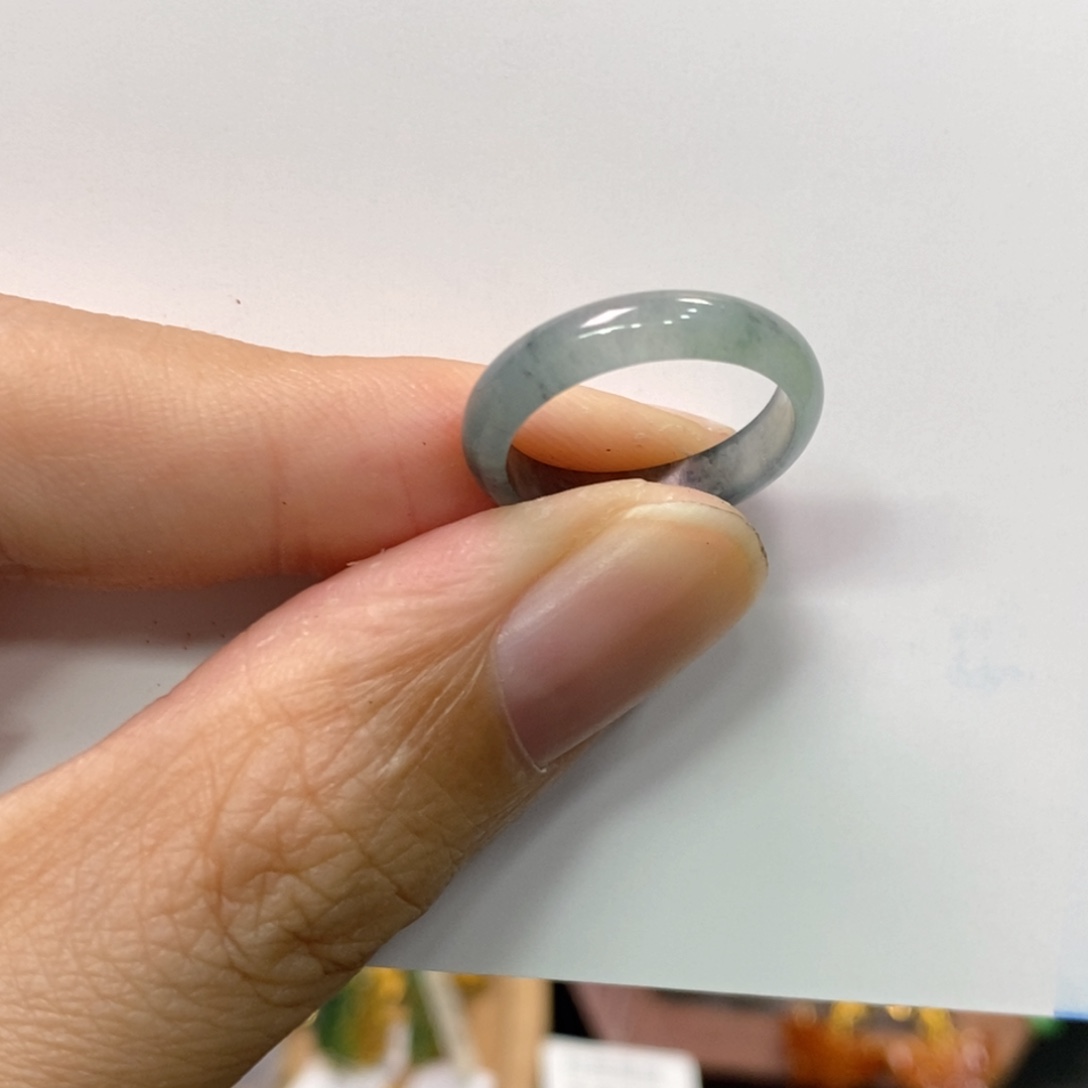 翡翠颈饰未镶嵌净货13897