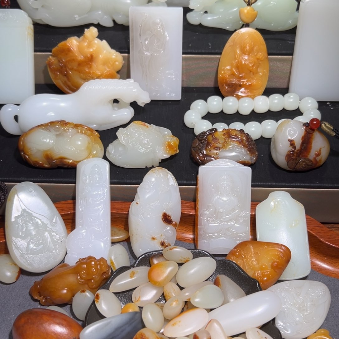 和田玉颈饰未镶嵌