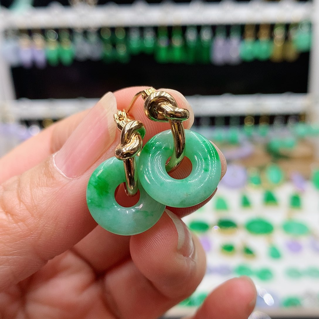 翡翠耳饰18K金镶嵌的