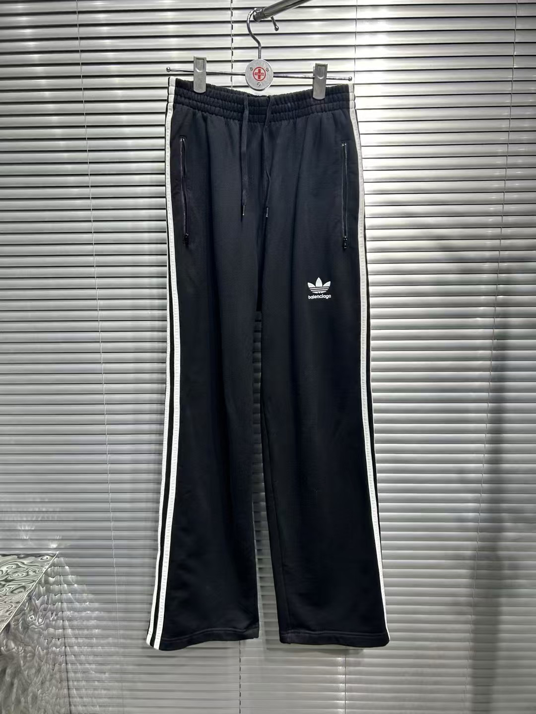 Balenciaga x adidas 三叶草黑色卫裤 运动裤 os s码/99新