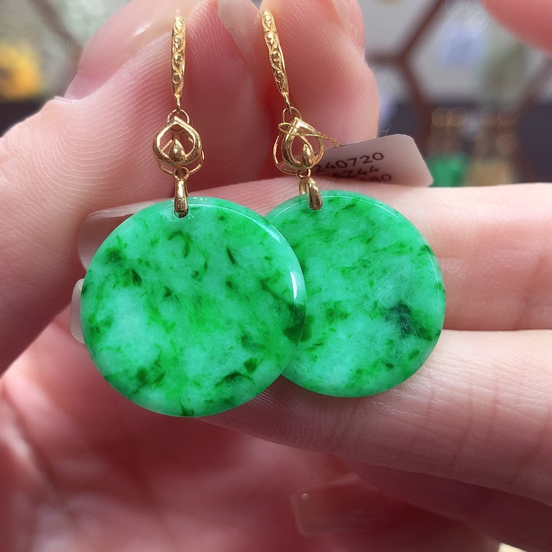 翡翠耳饰18K金镶嵌天然翡翠