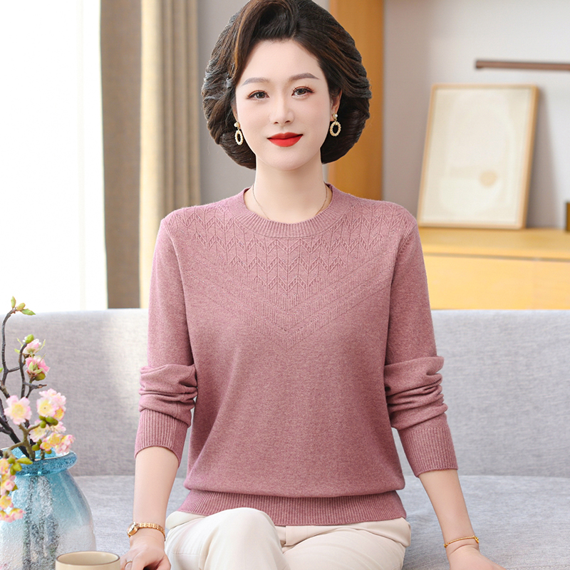 中年妈妈春装长袖上衣洋气针织打底衫中老年女装内搭圆领薄款毛衣