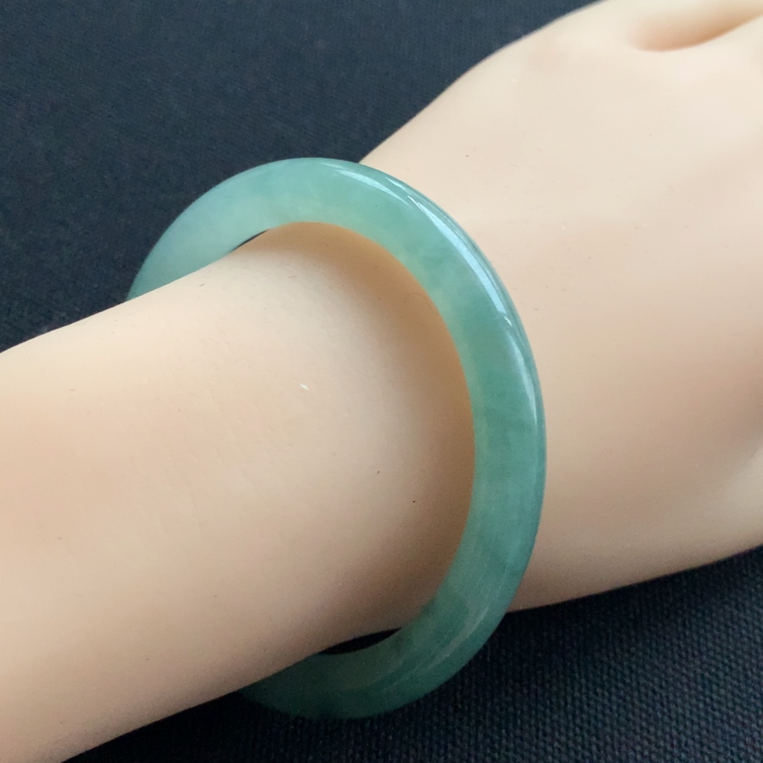 翡翠未镶嵌手镯1号54.5圆