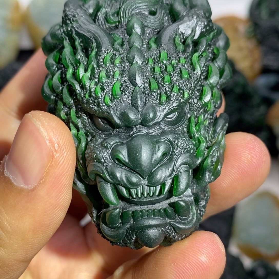 定制翡翠未镶嵌天然翡翠A货龙头