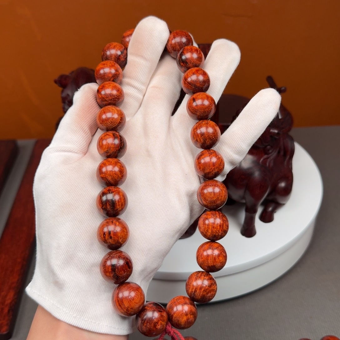 李***霖手串/手链小叶紫檀琴料18工费不退不换