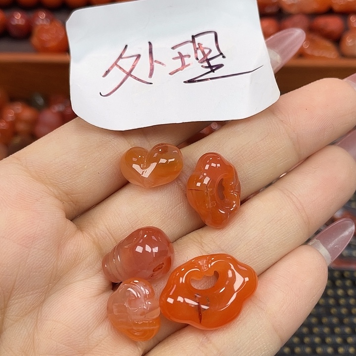 南红玛瑙未镶嵌颈饰组合