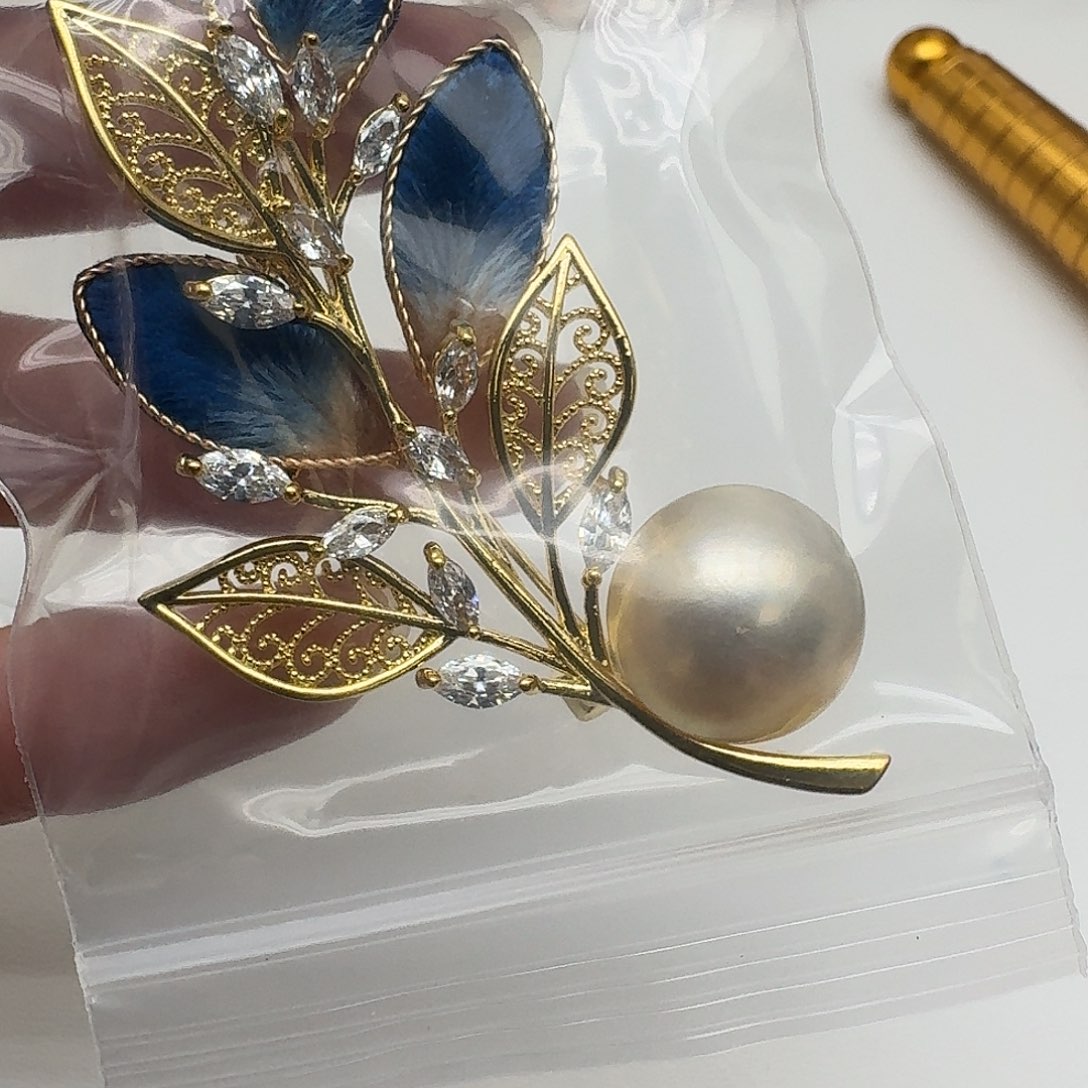 胸针拼合珍珠（马贝珠）未镶嵌