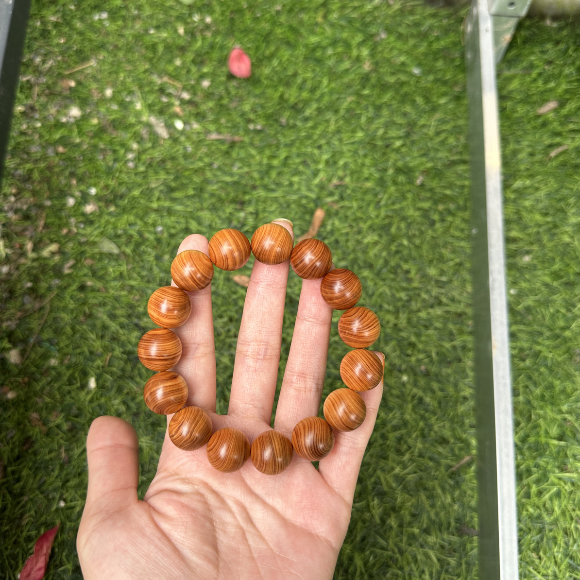 1.5太行陈化崖柏红油虎皮纹纹理清晰香味扑鼻