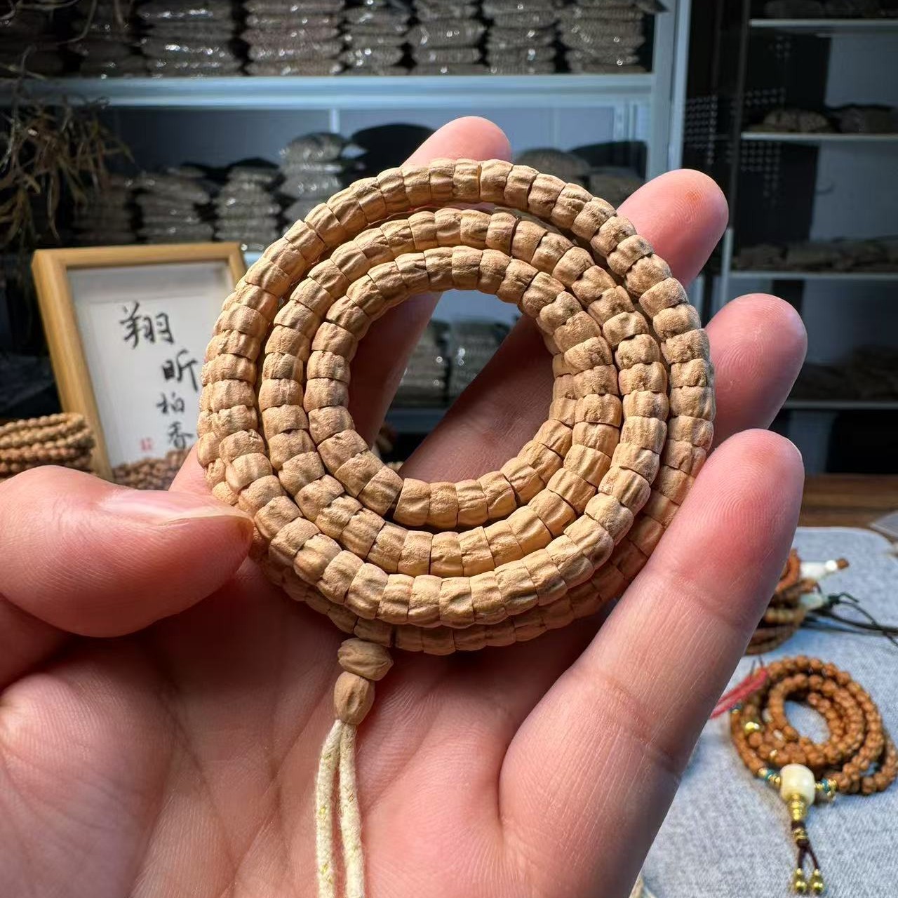 热振柏香无霜 绝绝子的皮质，高规整度 小角度微磨斜切