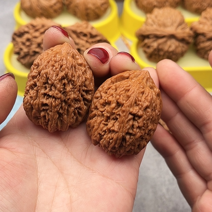 文玩核桃把件蒜头35