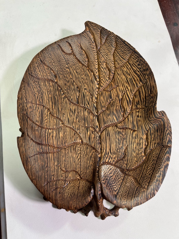 国标鸡翅木树叶造型高颜值水果盘。012