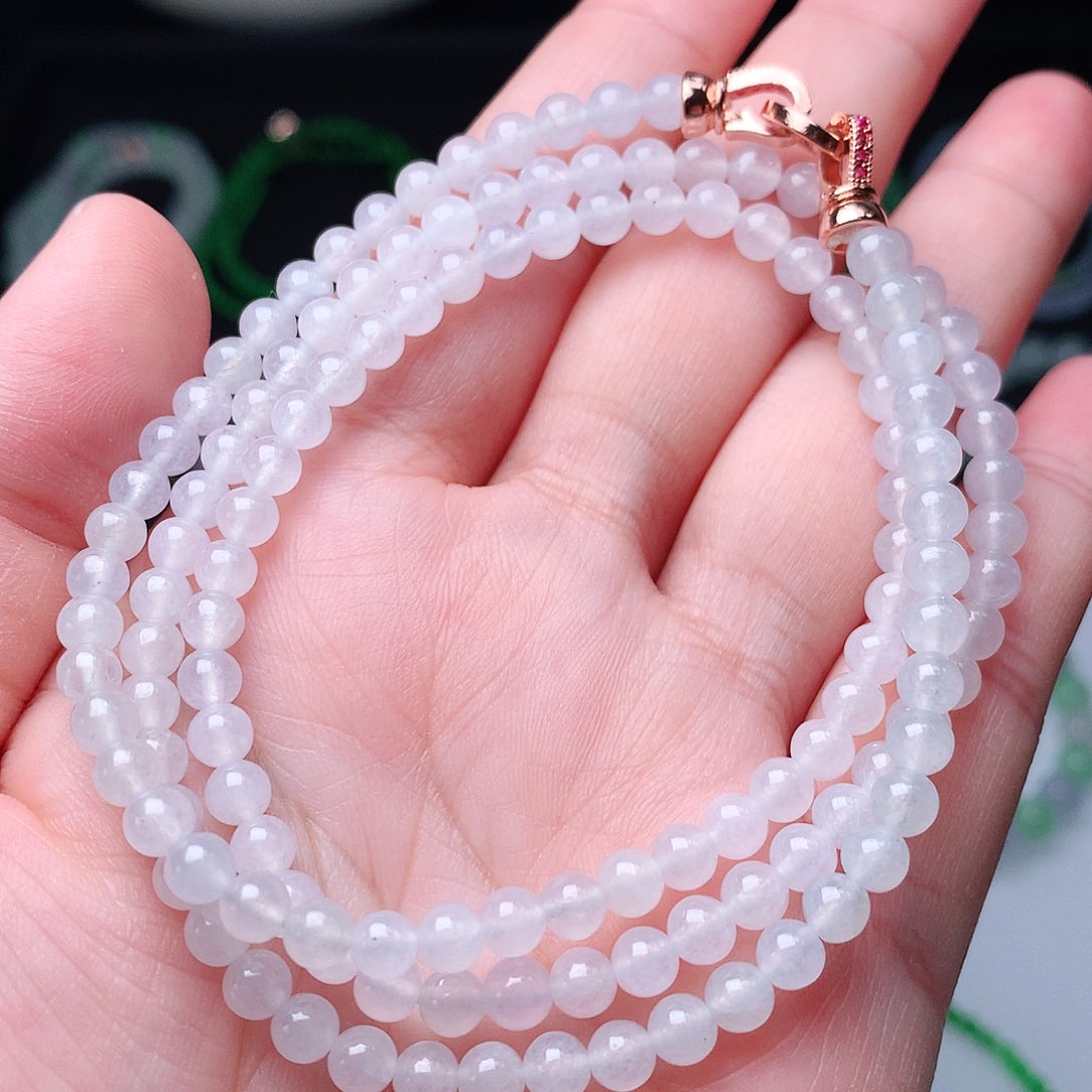 翡翠手链未镶嵌翡翠