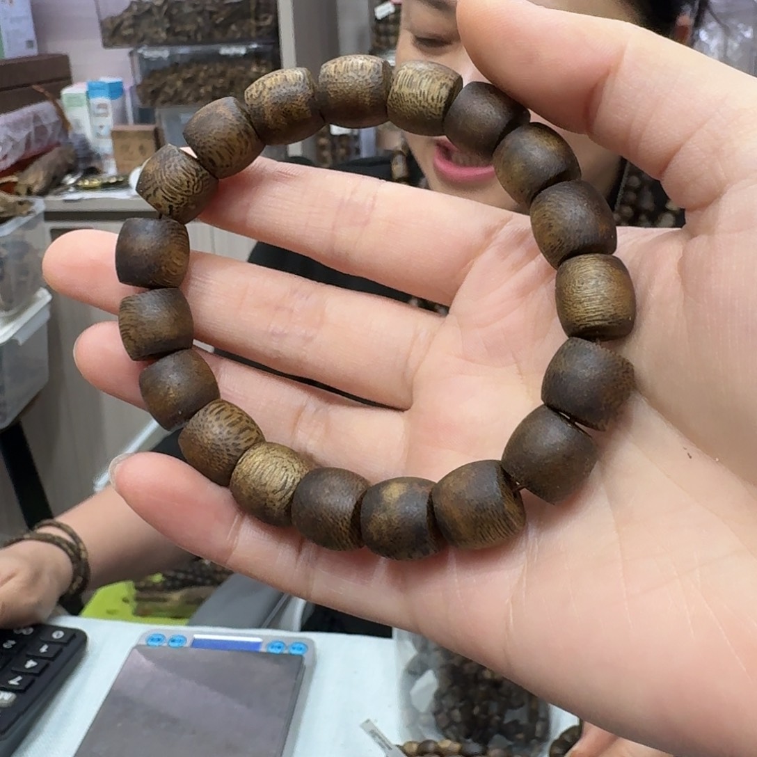 沉香沉香碎屑白棋老料单圈鼓珠单圈 1.2m 多样性发一