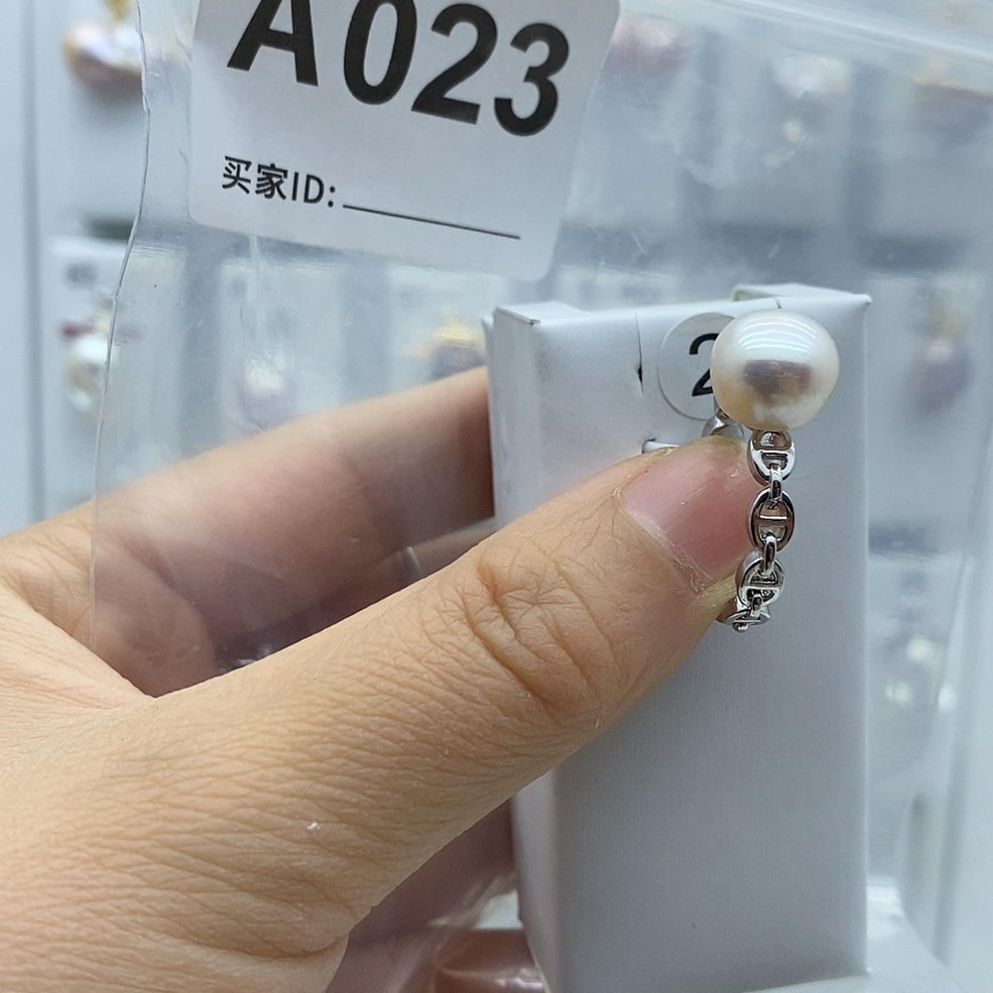 钛钢颈饰淡水珍珠