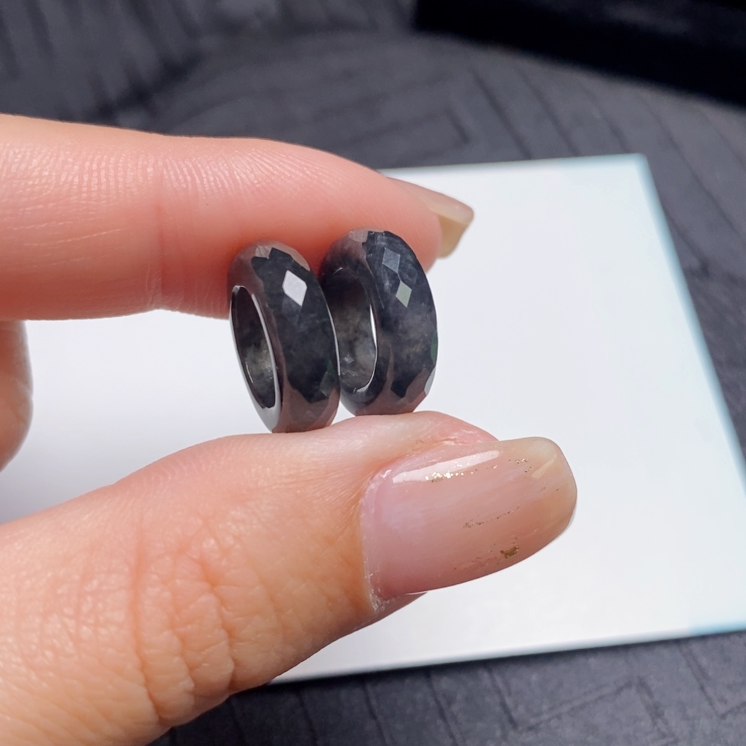 翡翠未镶嵌耳饰冰乌鸡切割面轮胎圈